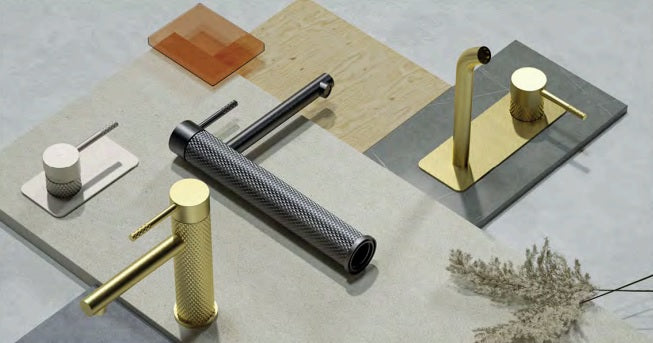 TIARA Basin/Bath Set Brushed Brass